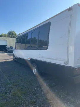 Picture of 1999 Ford E-450 Limo & Party Bus