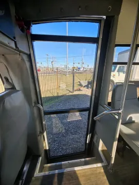 Picture of 2004 Ford E-350 Super Duty Shuttle Bus ADA