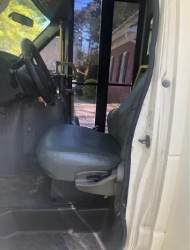 Picture of 2005 Ford E3 ADA Shuttle Bus