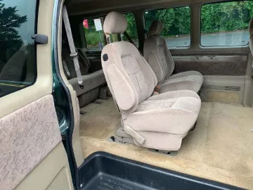 Picture of 2002 Chevrolet Express 1500 Passenger Van