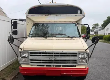 Picture of 1991 Chevrolet G-Series Shuttle Bus