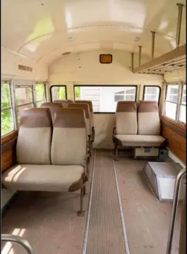 Picture of 1991 Chevrolet G-Series Shuttle Bus