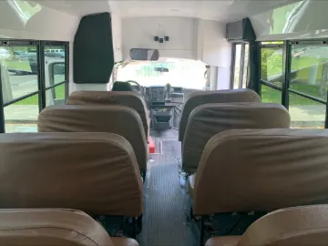 Picture of 2005 Chevrolet Express Girardin Shuttle Bus