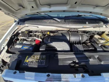 Picture of 2011 Ford E350 Xlt Extended Passenger Van