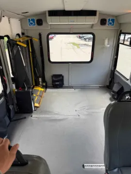 Picture of 2010 Ford E-450 Starcraft ADA Shuttle Bus