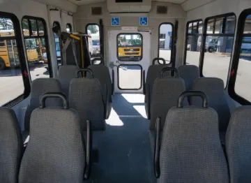 Picture of 2006 Ford E350 Starcraft Allstar ADA Shuttle Bus
