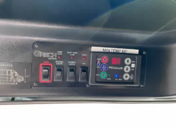 Picture of 2018 Executive Shuttle Mid Size Bus