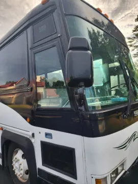 Picture of 1997 MCI Coach Bus