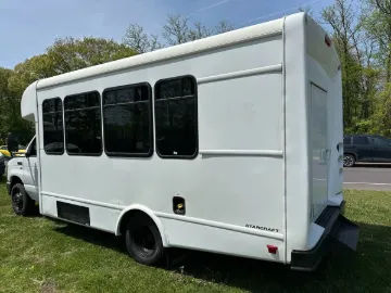 Picture of 2018 E-350 Super Duty Shuttle Bus