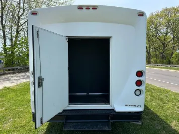 Picture of 2018 E-350 Super Duty Shuttle Bus