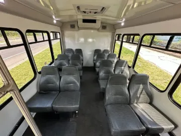 Picture of 2018 E-350 Super Duty Shuttle Bus
