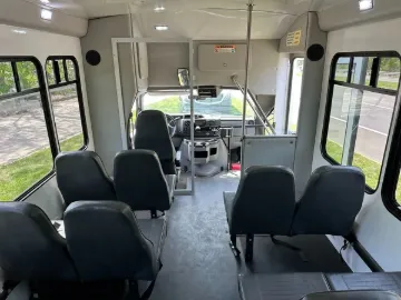 Picture of 2018 E-350 Super Duty Shuttle Bus