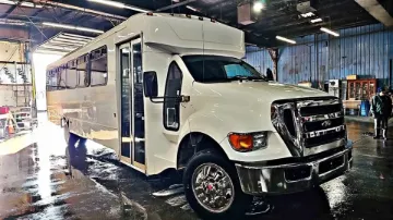 Picture of 2015 Ford F650 Limo & Party Bus