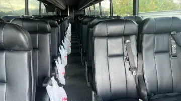 Picture of 2001 Prevost H3-45 Coach Bus