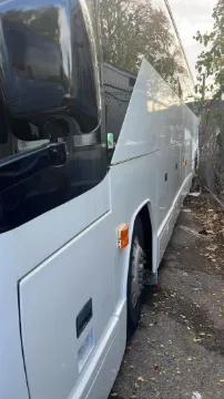 Picture of 2001 Prevost H3-45 Coach Bus