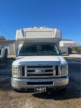 Picture of 2015 Econoline Passenger Bus Shuttle Bus