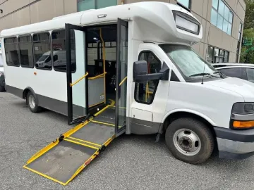 Picture of 2017 Chevrolet Express G4500 Shuttle Bus ADA