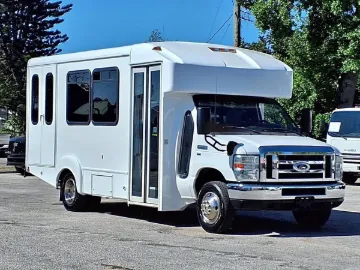 Picture of 2016 Ford E350 ADA Shuttle Bus