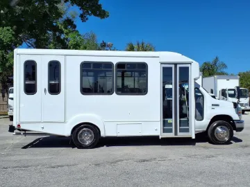 Picture of 2016 Ford E350 ADA Shuttle Bus