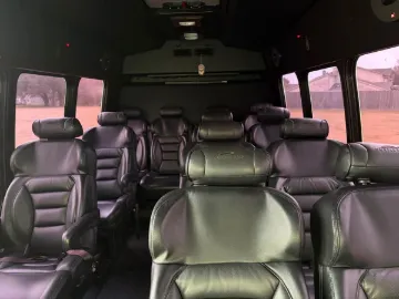 Picture of 2011 Ford E350 Turtle Top Shuttle Bus