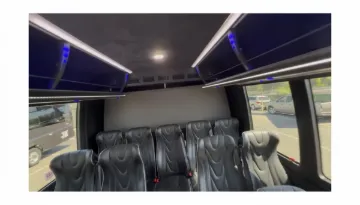 Picture of 2017 Ford F550 Executive Shuttle Bus