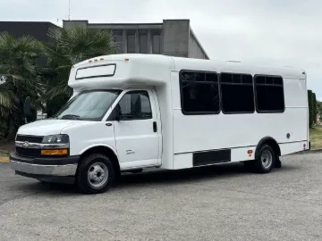 Picture of 2020 Chevrolet Express 4500 Shuttle Bus
