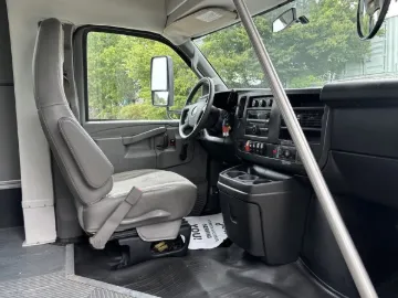 Picture of 2020 Chevrolet Express 4500 Shuttle Bus