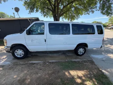 Picture of 2012 Ford E350 Super Duty Passenger Van