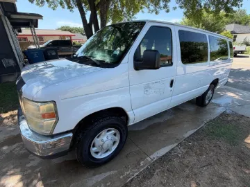 Picture of 2012 Ford E350 Super Duty Passenger Van