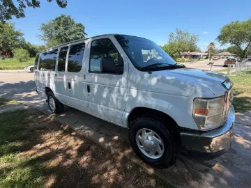 Picture of 2012 Ford E350 Super Duty Passenger Van