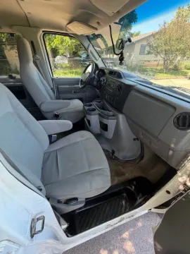 Picture of 2012 Ford E350 Super Duty Passenger Van