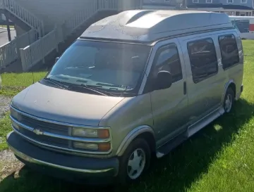 Picture of 2002 Chevrolet Express 1500 Passenger Van