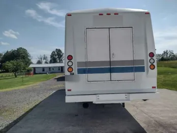 Picture of 2013 Aero-Elite Mini Coach Mid Size Bus