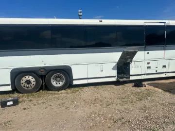 Picture of 2007 MCI D4500 ADA Coach Bus
