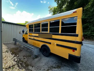Picture of 2002 E450 Super Duty School Bus