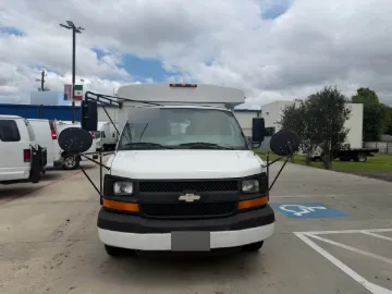 Picture of 2007 Chevrolet Express Collins Shuttle Bus