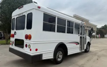 Picture of 2007 Chevrolet Express Collins Shuttle Bus