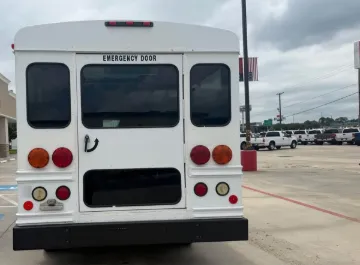 Picture of 2007 Chevrolet Express Collins Shuttle Bus