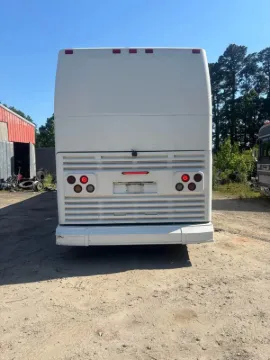 Picture of 2002 Prevost H3-45 Coach Bus