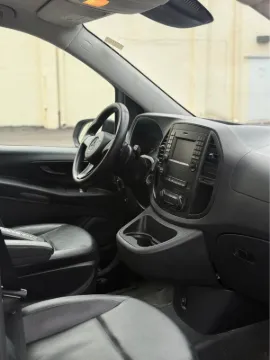 Picture of 2019 Mercedes Benz Metris Passenger Van