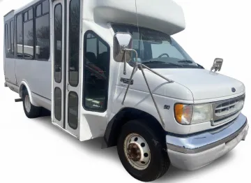 Picture of 2002 Econoline Cutaway Shuttle Bus