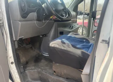 Picture of 2002 Econoline Cutaway Shuttle Bus