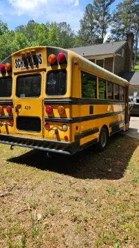 Picture of 2003 Savana Cutaway School Bus