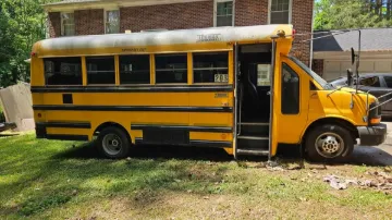 Picture of 2003 Savana Cutaway School Bus