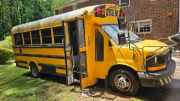 Picture of 2003 Savana Cutaway School Bus