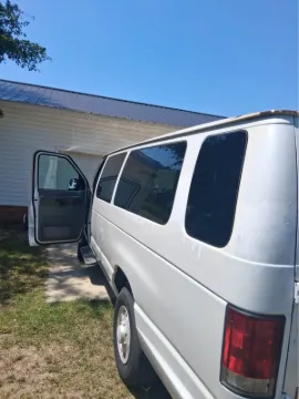 Picture of 2006 Ford E350 Passenger Van