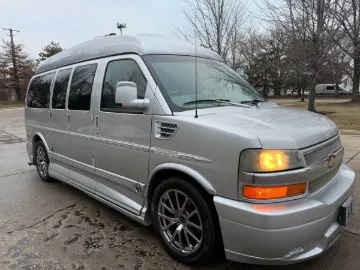 Picture of 2013 Chevrolet Express 1500 Passenger Van