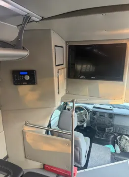 Picture of 2013 Ford Turtle Top F550 Shuttle Bus