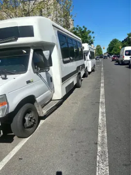 Picture of 2010 E450 Shuttle Bus