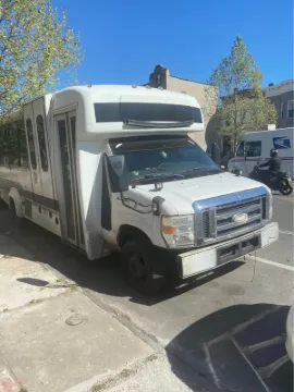 Picture of 2010 E450 Shuttle Bus